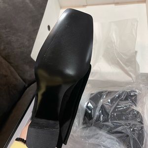 Nine West Kalida Heeled Boot. Size 8. Black fabric. Brand New In Box